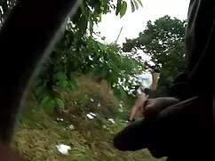 Thủ dâm, để mùi phim ...