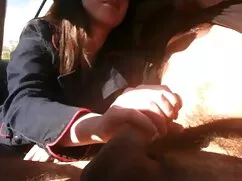 phụ nữ mát xa sex nh ...