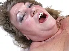 Hôn khiêu dâm trong  ...