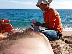 Mẹ Mỏng thanh lịch,  ...