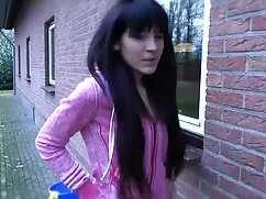 Lây lan của cô chân  ...