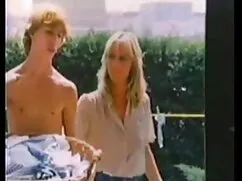 Hai cô gái đã chia s ...