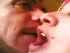 Ác đen ngạc nhiên bạ ...